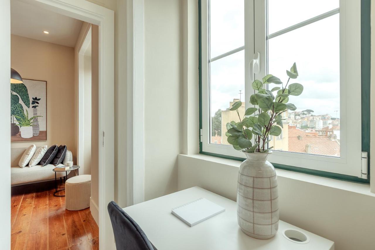 Sunny House - Bright 2 Bedroom Apartment W/ Office Lisboa Eksteriør bilde