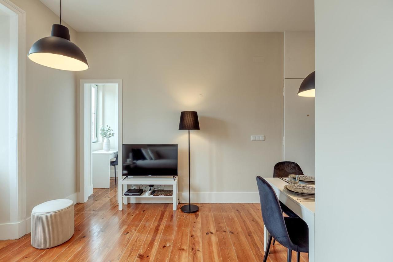 Sunny House - Bright 2 Bedroom Apartment W/ Office Lisboa Eksteriør bilde