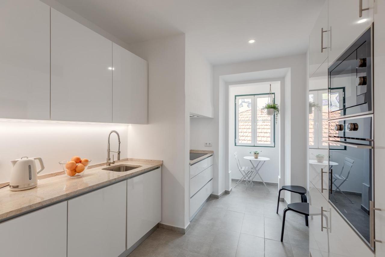 Sunny House - Bright 2 Bedroom Apartment W/ Office Lisboa Eksteriør bilde