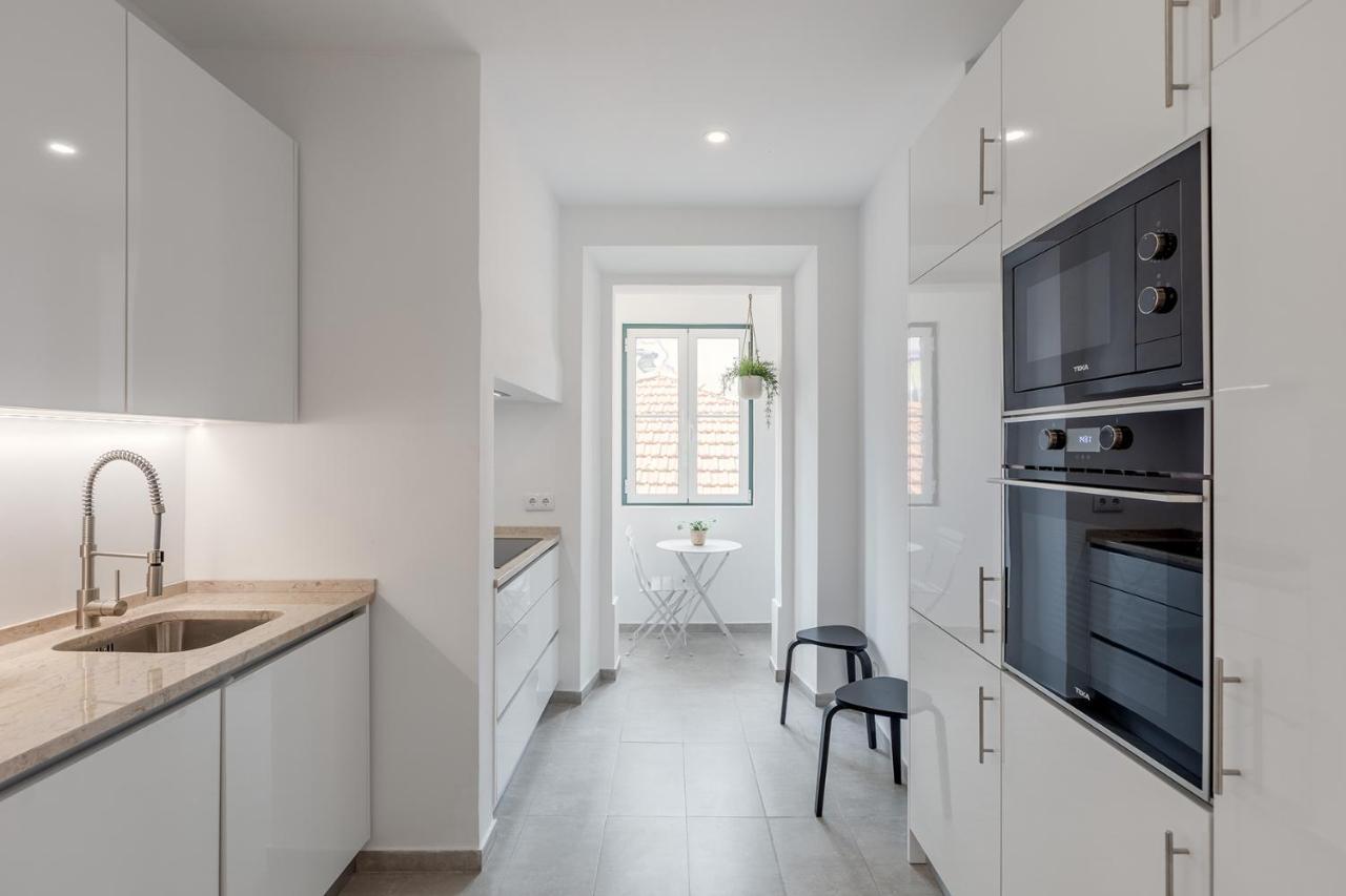 Sunny House - Bright 2 Bedroom Apartment W/ Office Lisboa Eksteriør bilde